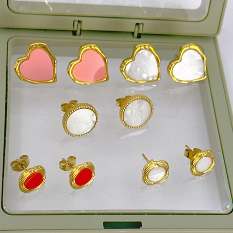 Orecchini a Bottone Geometrici a Cuore in Acciaio Inossidabile con Perla Artificiale Stile Francese Vintage Gioielli Placcati in Oro