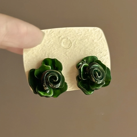 Resin Rose Flower Stud Earrings With Silver Earring Post Vintage Holiday Style Simple Versatile Jewelry For Women