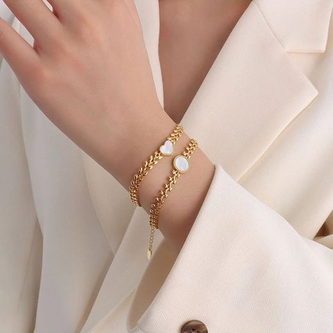 Bracciale A Catena Con Spighe Di Grano Con Ciondolo A Cuore In Madreperla Bianca Acciaio Inossidabile Placcato Oro 18K