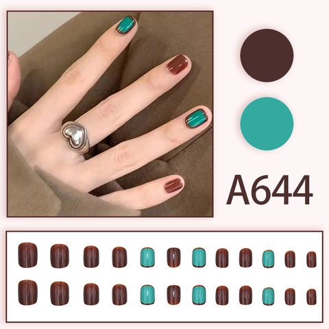 Kunstnagels Kort Rond Glanzend Bruin Groen Contrastkleur Retro Valse Nagels Zelfklevende Draagbare Kunst