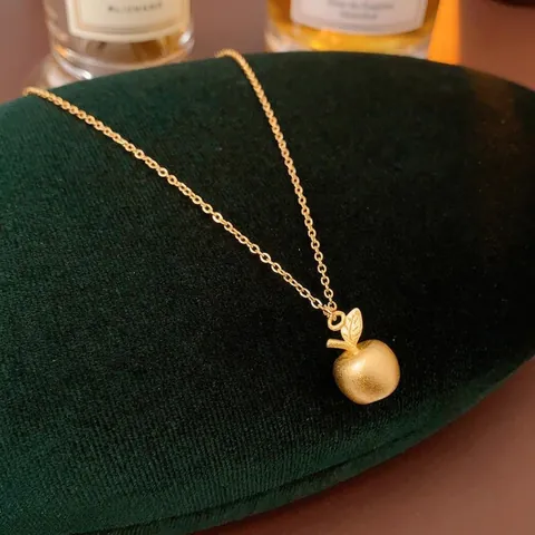 Apple Pendant Necklace Elegant Copper With 18K Gold Plated Matte Texture For Women Minimalist Vintage Jewelry Gift