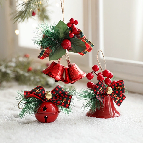 Campanelle Di Natale Ornamenti Appesi Campanelle In Metallo Fiocco Scozzese Aghi Di Pino Bacche Per Decorazioni Albero Di Natale