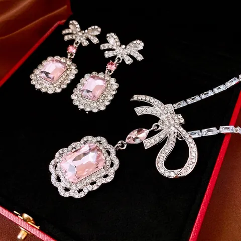 Collar Y Pendientes De Lazo De Cristal Y Diamantes De Imitación Con Poste De Plata Gema Rosa Rectangular Joyería Elegante
