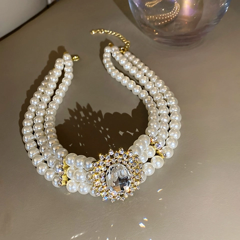 Collana Choker In Stile Palazzo Vintage Con Tre Strati Di Künstliche Perle Sintetiche E Grande Pendente In Cristallo E Strass