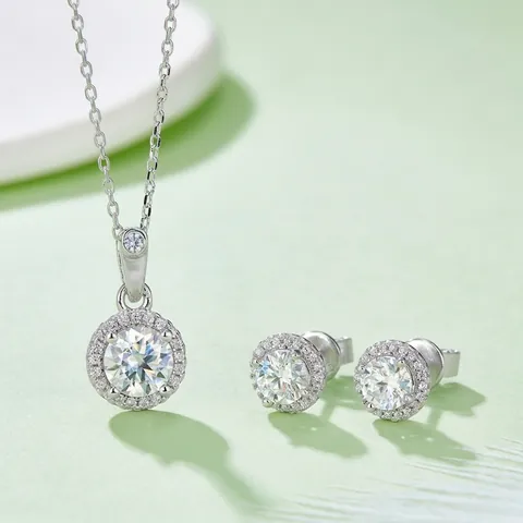 Halskette Mit Rundem Moissanit-Anhänger Aus 925 Sterlingsilber Halo-Design Elegantes Schmuckgeschenk Für Damen