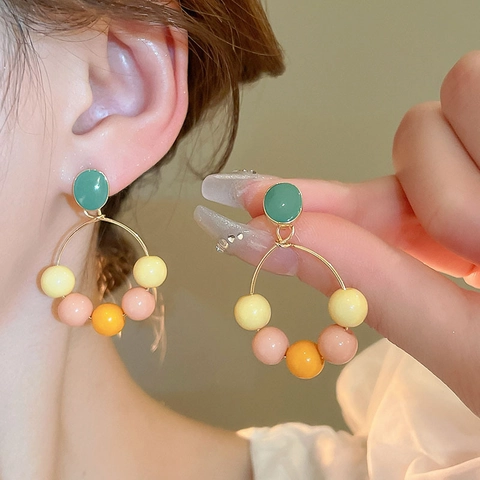 Pendientes De Aro Con Cuentas Coloridas Con Poste De Plata Aleación Acrílico Color Caramelo Joyas Geométricas Para Mujeres