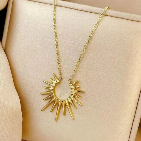 Collar Con Colgante De Rayos De Sol Acero Inoxidable Minimalista Sol Starburst Cadena De Clavícula Joyería Para Mujer