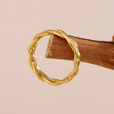 Geflochtener Gedrehter Seilring Edelstahl 18K Vergoldet Minimalistischer Eleganter Modeschmuck Für Frauen