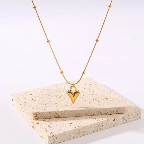 Heart Pendant Necklace 18K Gold Plated Titanium Steel Snake Chain With Beads Elegant French Style Jewelry For Women