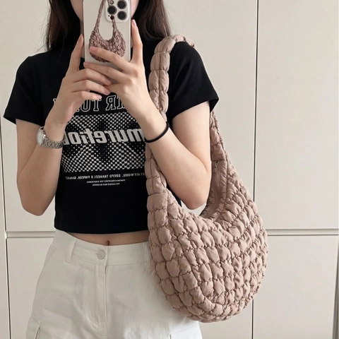 Women Quilted Shoulder Bag Nylon Padded Cloud Bubble Tote Large Capacity Chic Casual Lightweight Commuter Handbag