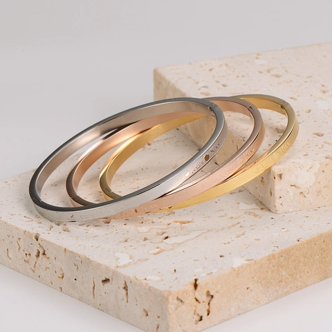 Stainless Steel Bangle Heart Engraved Love Kiss Gold Rose Gold Silver Color Minimalist Fashion Jewelry For Women