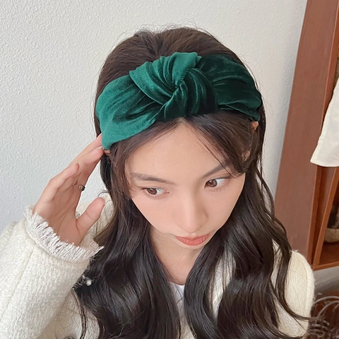 Women Knotted Velvet Wide Headband Solid Color Retro Hair Hoop Fashion Accessory Elegant Headpiece For Girls