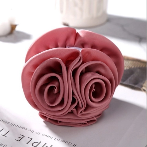 Elegante Plastische Satin Rose Blumen Haarklammer Große Stoff Florale Haargreifer Vintage Koreanischer Stil Accessoire Damen