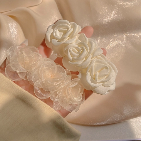 Elegant Camellia Rose Flower Hair Clip French Style Satin Organza Fabric Barrette For Women Sweet Romantic Hair Accessory