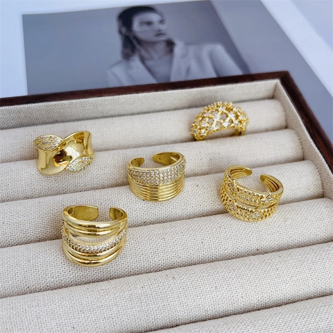 Hohle Maschen Kupfer Ring 18K Vergoldet Zirkonia Inlaid Mode Trendiger Schmuck Für Frauen