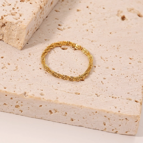 Twisted Braided Chain Ring Gold Plated Stainless Steel Minimalist Elegant Non Tarnish Band Jewelry For Women
