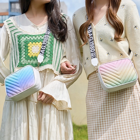 Gradient Color V-Quilted PU Leather Crossbody Bag For Women With Wide Letter Strap Fashion Small Square Camera Bag