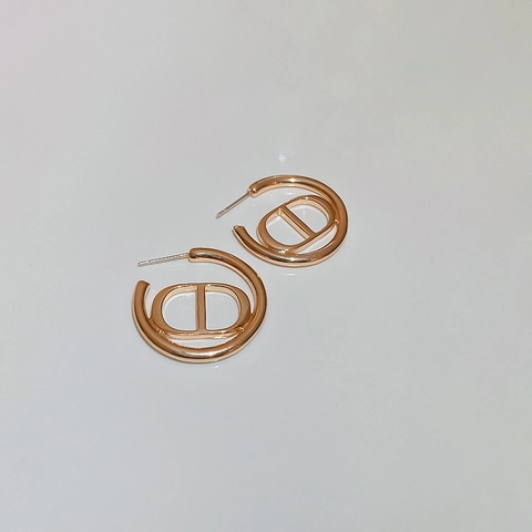 Pendientes De Aro Con Letra Metálica Geométrica Y Poste De Plata De Ley 925 Accesorio De Joyería Elegante Y Simple