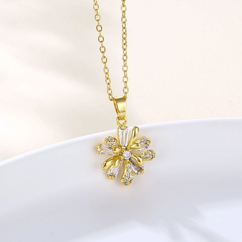 French Style Flower Pendant Necklace Stainless Steel Vacuum Plating Gold Color With Sparkling Clear Zircon For Women