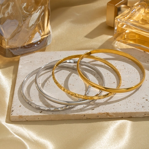 Minimalist Bangles For Women Stainless Steel Hammered And Smooth Texture Waterproof 18K Gold Plated Geometric Jewelry