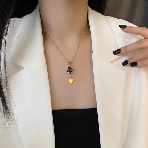 Vintage Smaragdgrün Strass Anhänger Halskette Für Damen Titanstahl Verstellbare Einfache Schlüsselbeinkette Schmuck