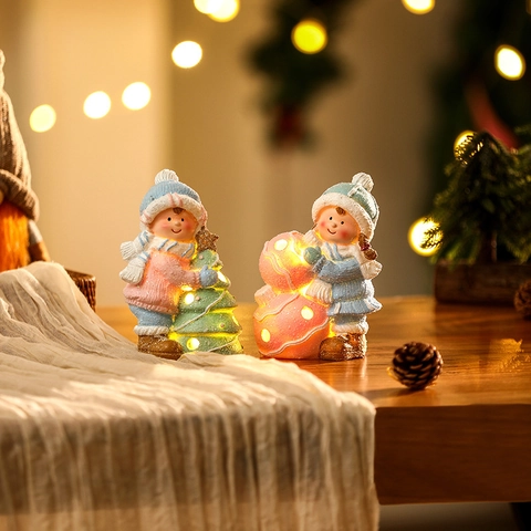 Luce Notturna LED Di Natale Ornamento Resina Dipinta Statuetta Ragazzo Ragazza Albero Di Natale Luminoso Decorazione