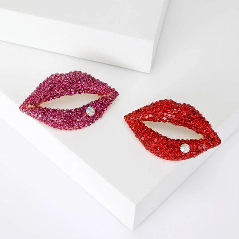 Lip Shape Brooch Full Rhinestone Alloy Fashion Clothing Accessory Pin For Women