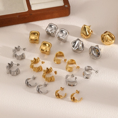 Irregular Wrinkled Stud Earrings 18K Gold Plated Stainless Steel Geometric Minimalist Jewelry For Women Non-Fading