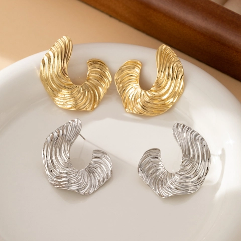 Pendientes De Aleación Con Textura Irregular Vintage Geométricos En Forma De C Ondulados Metal Liquido Minimalista