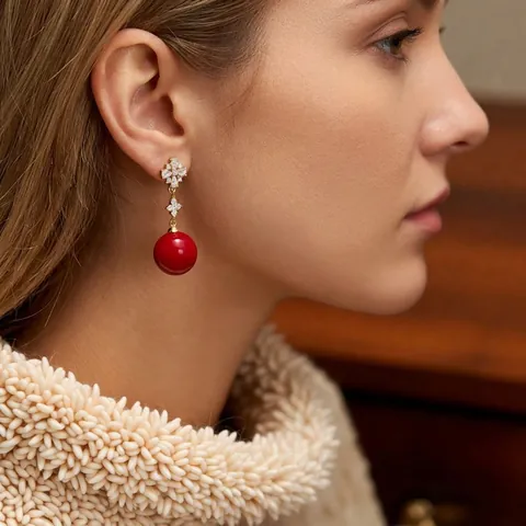 Elegante Rote Kugel Ohrhänger 18K Vergoldetes Kupfer Mit Zirkonia Und Silbernem Ohrstecker Für Damen Luxus Schmuck