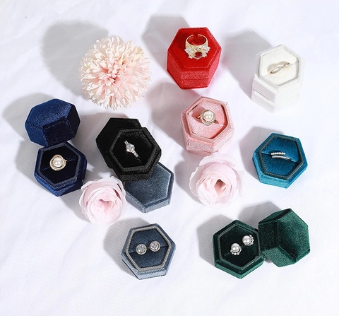 Sechseck Samt Schmuckschatulle Für Ring Ohrring Halskette Abnehmbarer Deckel Antrag Hochzeit Geschenkbox Flannel Verpackung Case