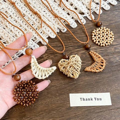 Boho Gewebte Stroh Halskette Handgemachte Holzperlen Herz Mond Rund Anhänger Lange Kette Vintage Schmuck Für Frauen Sommer Strand Urlaub