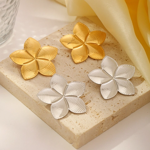 Textured Five Petal Flower Stud Earrings Stainless Steel Vacuum Plated Geometric Minimalist Style Jewelry For Women Girls