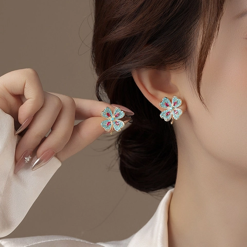 Vintage Four-leaf Clover Stud Earrings Alloy With Turquoise Style Beads Red Rhinestones And Silver Earring Post Elegant