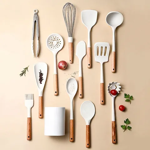 Utensili Da Cucina In Silicone Bianco Crema Manico In Legno Resistente Al Calore Antiaderente Spatola Cucchiaio Frusta