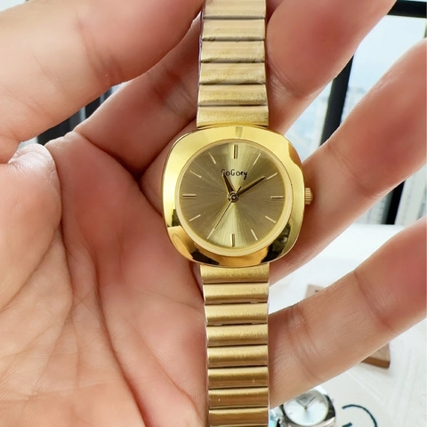 Women Quartz Watch Elegant Square Round Dial Alloy Case Metal Elastic Strap Fashion Casual Ladies Wristwatch