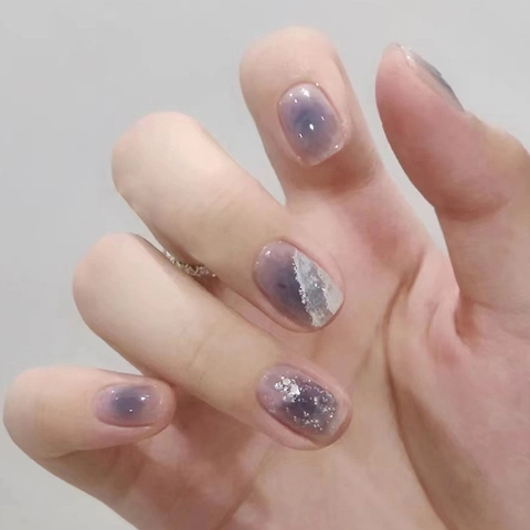 Uñas Postizas A Presión Degradado Morado Brillo Plateado Resina Parches De Uñas Extraíbles Estilo Pegamento Elegante
