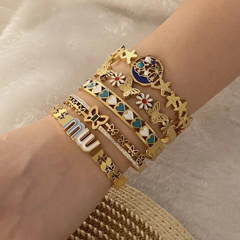 Bracciale Rigido Retro In Acciaio Inossidabile Placcato Oro Smalto Cuore Farfalla Fiore Gioielli Cavi Da Donna
