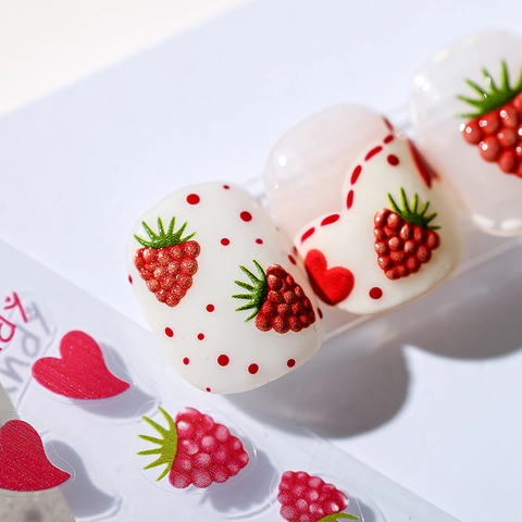 Adesivi Per Unghie Rilievo 3D Lampone Cuore Rosso Frutta Decalcomanie Manicure Autoadesive Per Decorazione Unghie