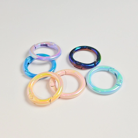 Anillo De Resorte Redondo Aleación Galvanizado UV Colorido Iridiscente Mosquetones Para Hacer Joyas Accesorios De Bolsos