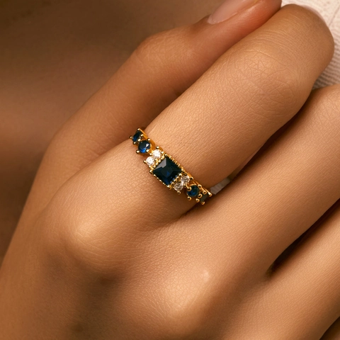 Anello in Argento Sterling 925 Vintage per Donna Placcato Oro Zirconia Blu Quadrata Intarsiata Strass di Lusso Gioielli alla Moda