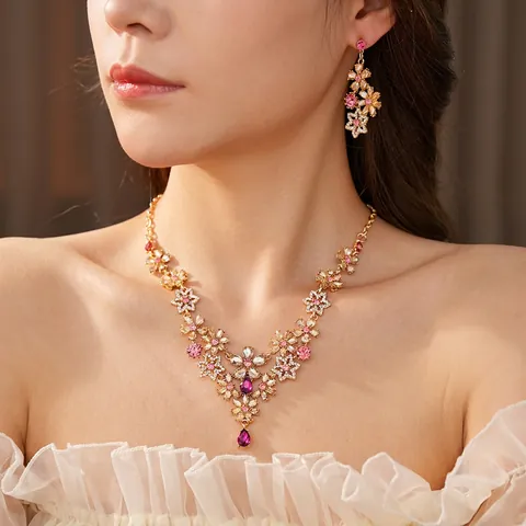 Collier Boucles Oreilles Fleur Vintage Strass Alliage Avec Tige Bijoux Luxe Style Palais Élégant Pour Femmes