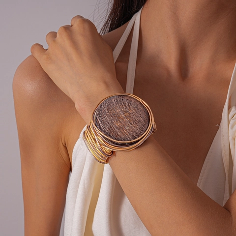 Brazalete De Puño Abierto Ancho Vintage Alambre De Metal Envuelto Exagerado Con Resina Redonda Geométrica Para Mujeres Anillo De Brazo Retro