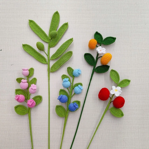 Handmade Crocheted Yarn Fruit Stem Artificial Flower Branch Decorative Ornament For Home Office Desktop Aesthetic