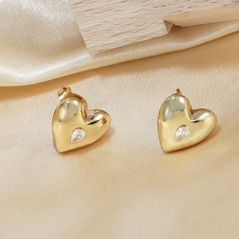 Heart Zircon Stud Earrings 18K Gold Plated Stainless Steel Minimalist Waterdrop Shape Trendy For Women