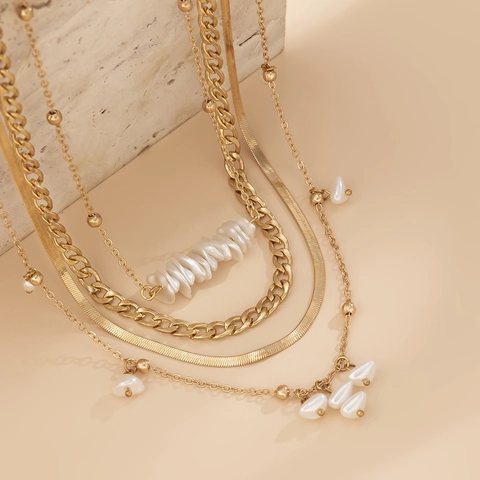 Collana Multistrato Catene Sovrapposte Künstliche Perle Imitazione Barocche Serpente Cubana Rame Ferro Vintage Punk Gioielli Donna