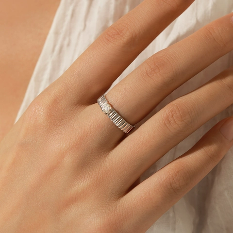 Anello Solitario In Moissanite Rotonda Argento Sterling 925 Texture Scanalata Verticale Gioielli Retro Minimalisti Geometrici