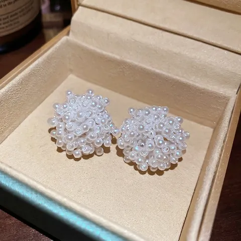 Blumen Cluster Imitation Künstliche Perle Ohrstecker Mit 925 Sterling Silber Ohrstecker Retro Eleganter Schmuck Für Frauen