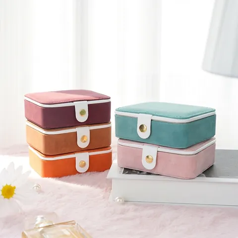 Portable Mini Jewelry Box Suede PU Leather With Mirror Removable Divider Travel Case For Earrings Rings Jewelry Storage