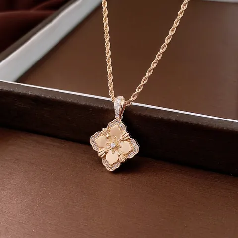 Collar Con Colgante De Flor Vintage Lujo Cobre Chapado En Oro 18K Con Circón Cadena Larga Ajustable Para Mujeres